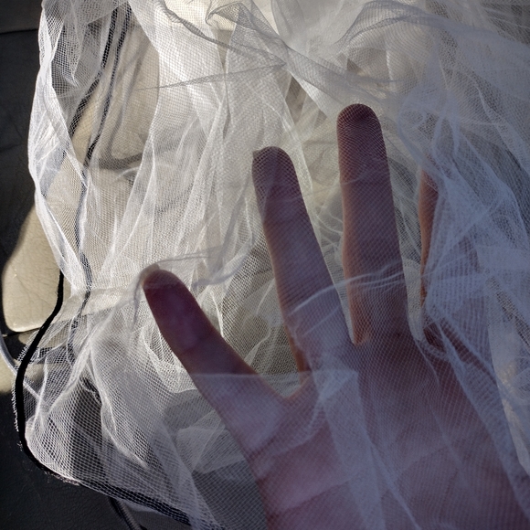 Wedding veil with 3 layers read description! - Picture 10 of 10